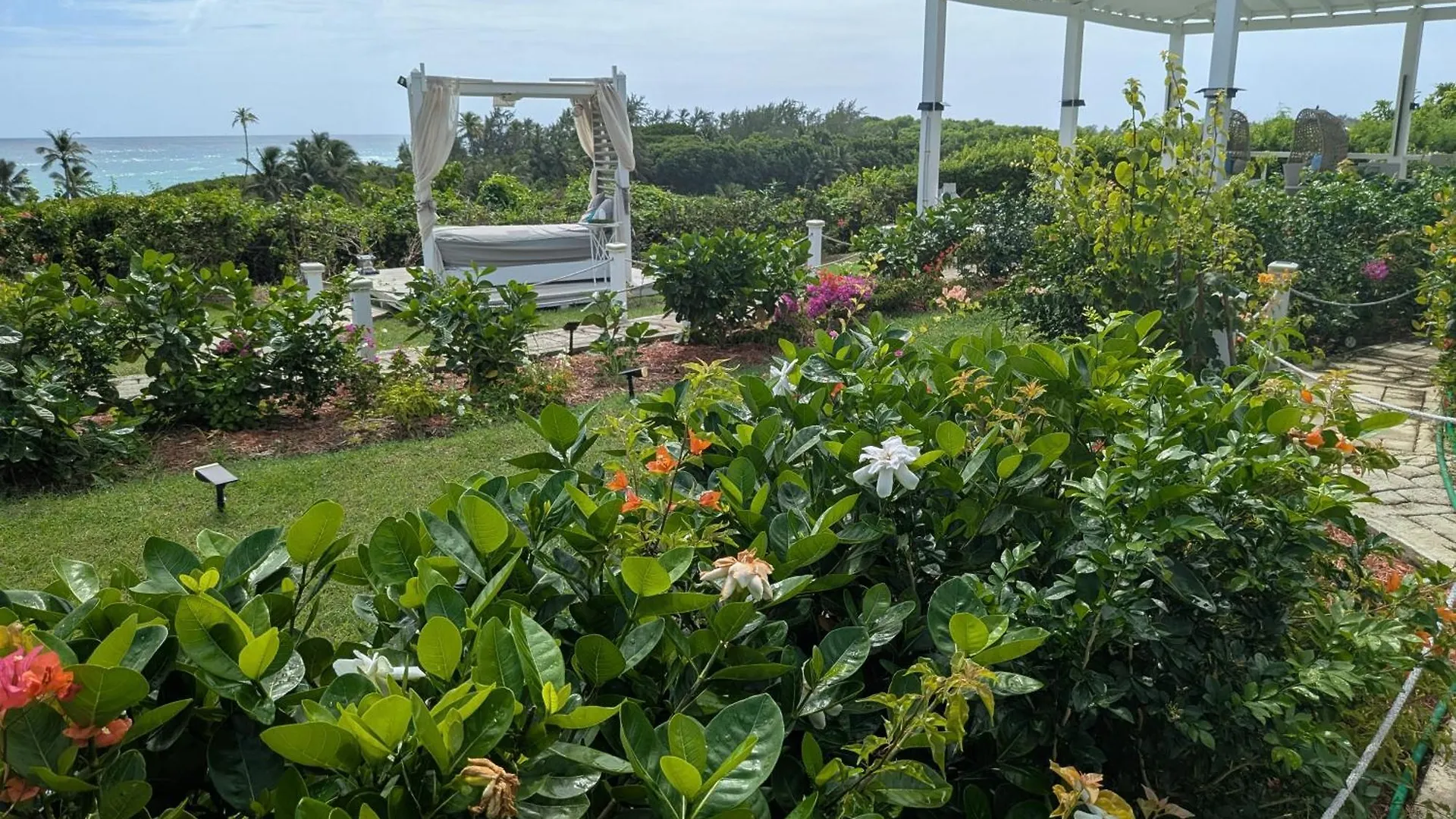 Unique Villa Retreat Style! Full Sea Views & Pool! Villa Christchurch 0*,