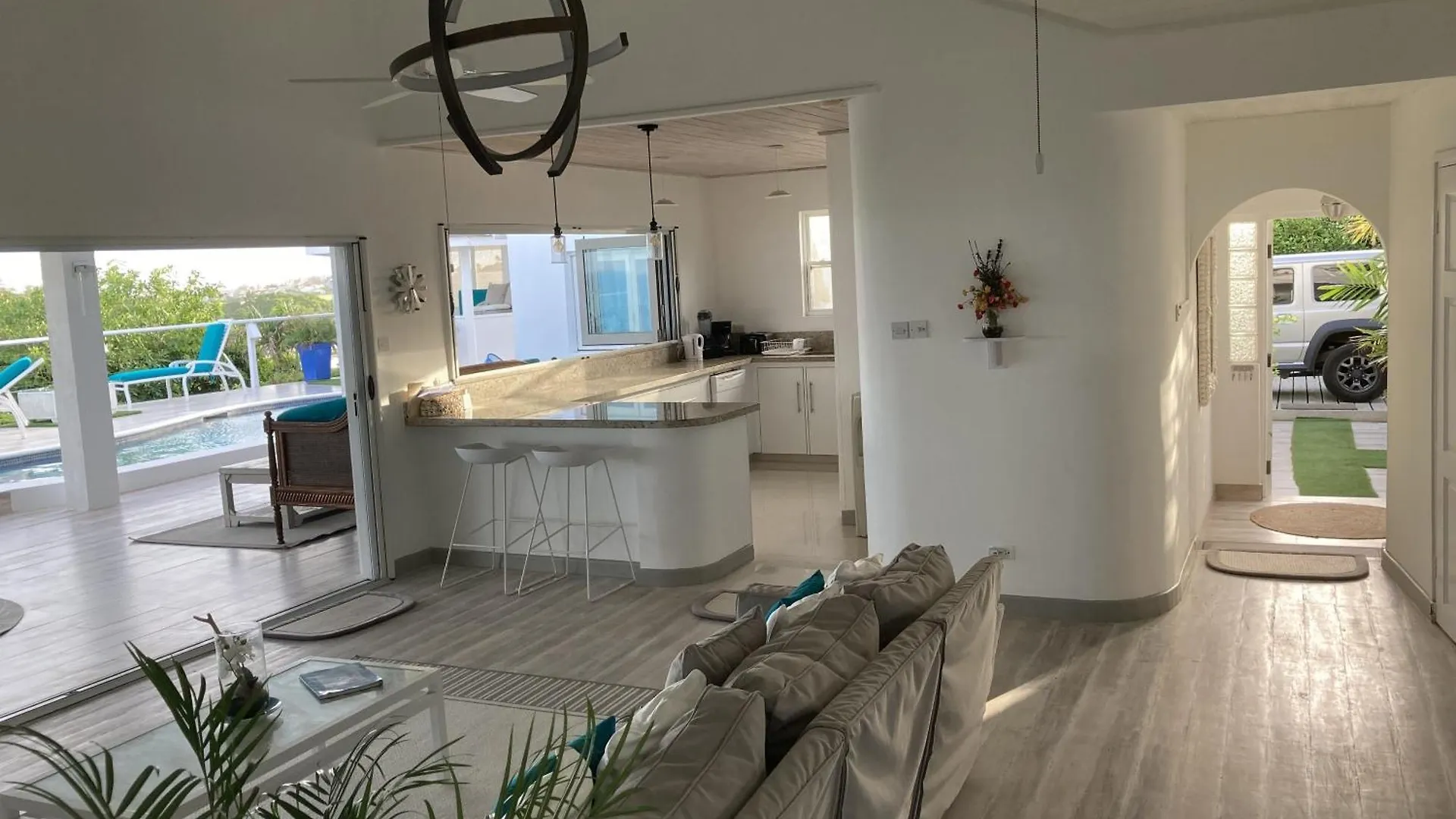 Unique Villa Retreat Style! Full Sea Views & Pool! Villa Christchurch 0*,